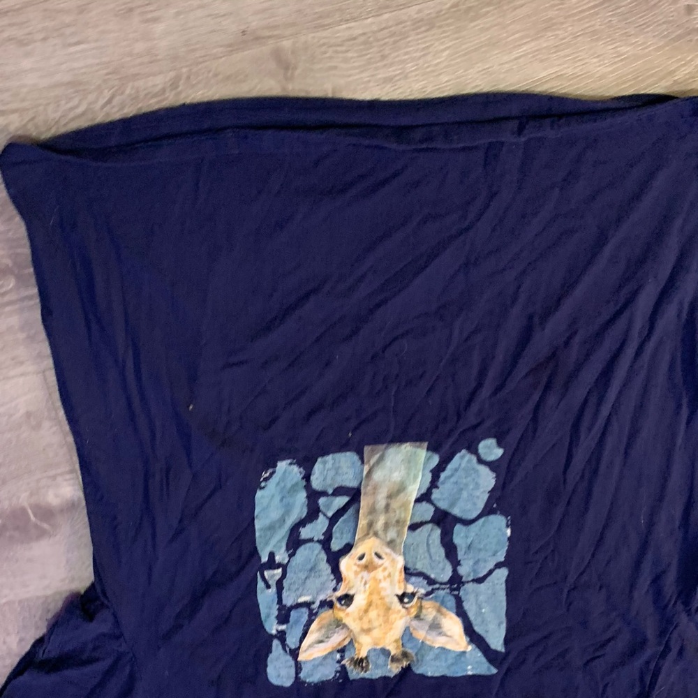 Giraffe shirt